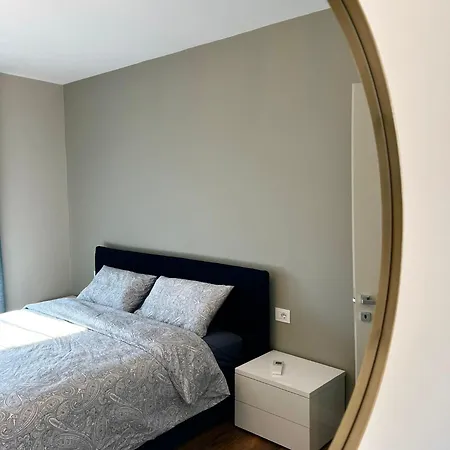 Luxury Penthouse With Terrace And Private Parking In Apartment *